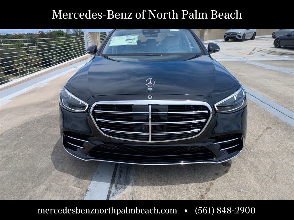 2026 Mercedes Benz S 580 4MATIC photo 2