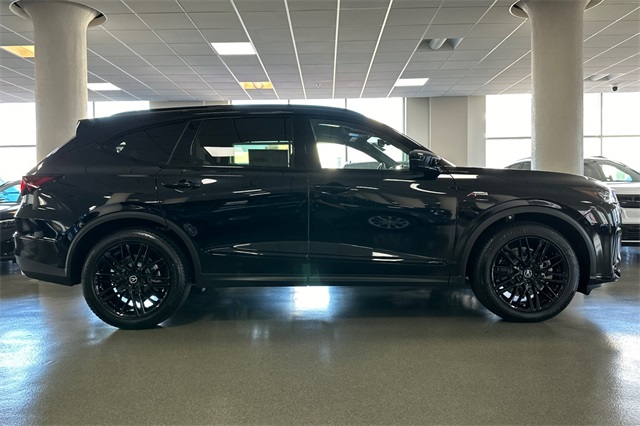2025 Acura MDX SH-AWD A-Spec Advance photo 3