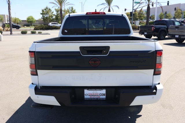 2025 Nissan Frontier PRO-X photo 4
