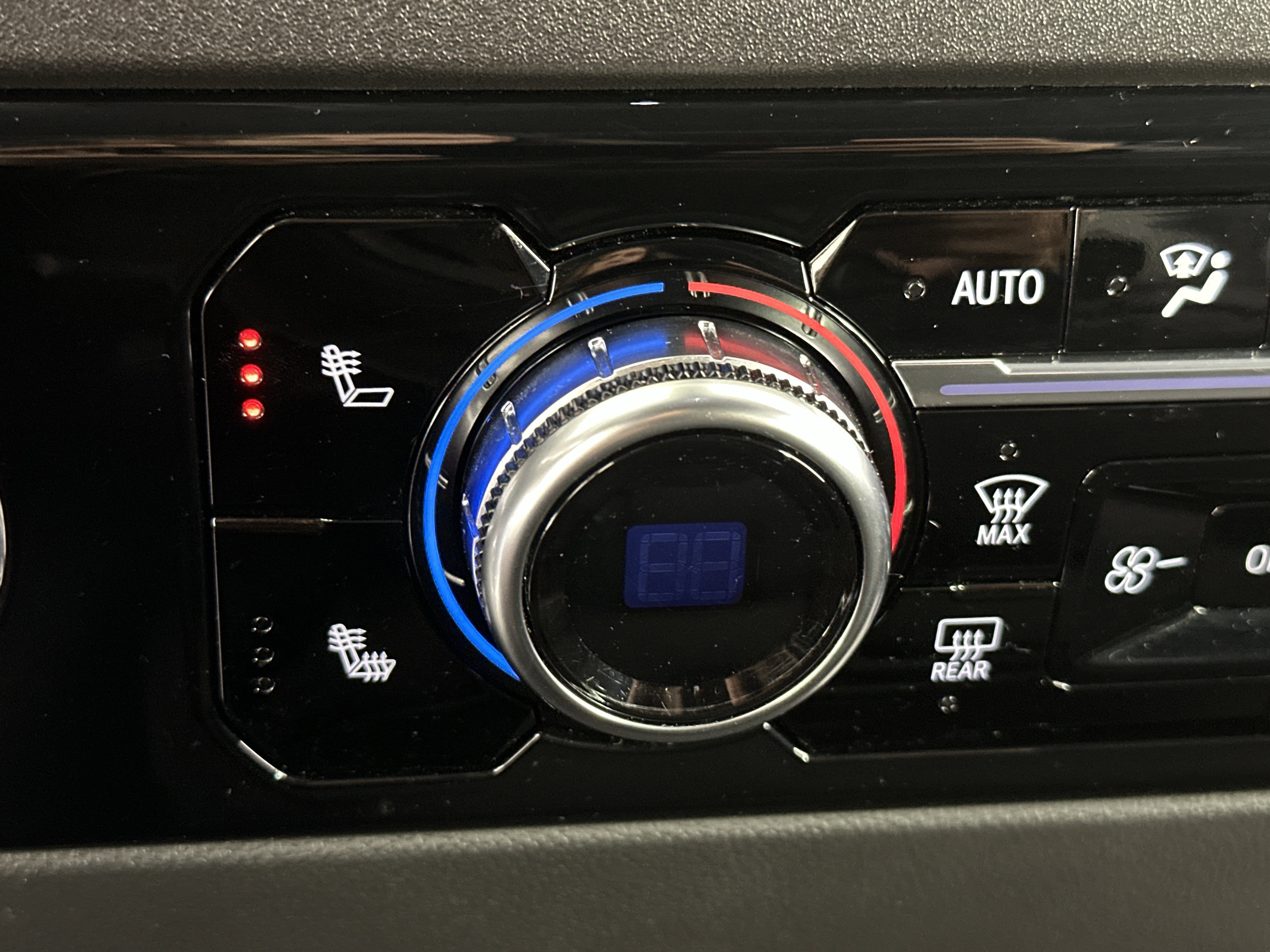 2024 Gmc Sierra 1500 Elevation photo 3