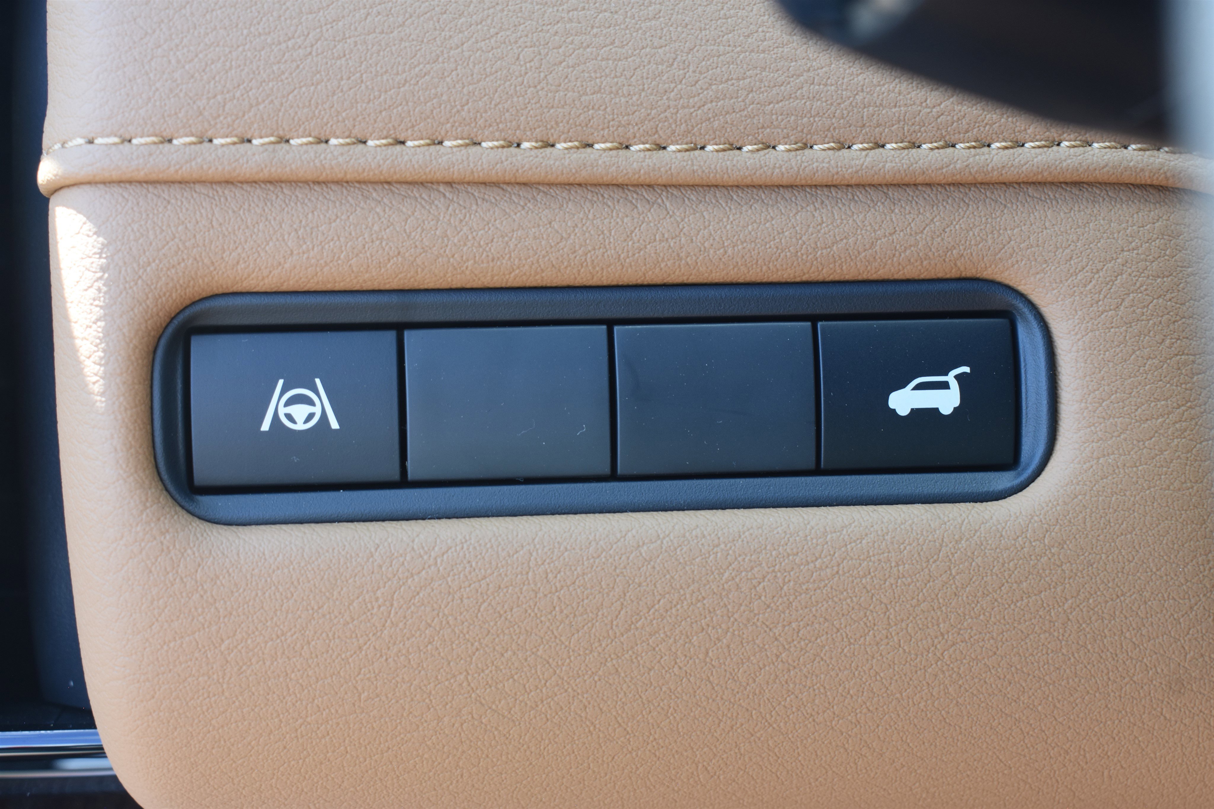 2026 Nissan Armada SL photo 16