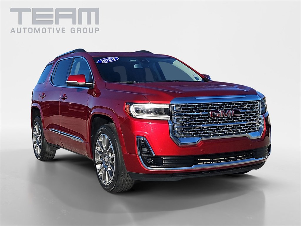 2023 GMC Acadia Denali's photo