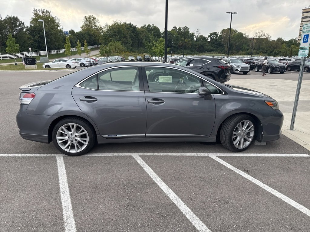 2012 Lexus HS 250h photo 2