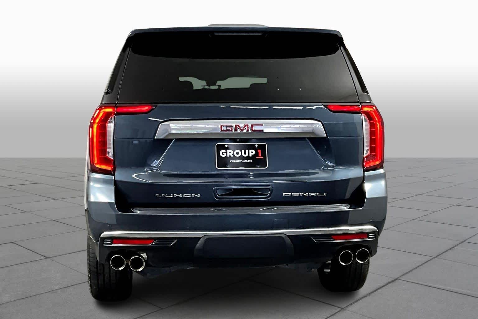 2021 Gmc Yukon Denali photo 3