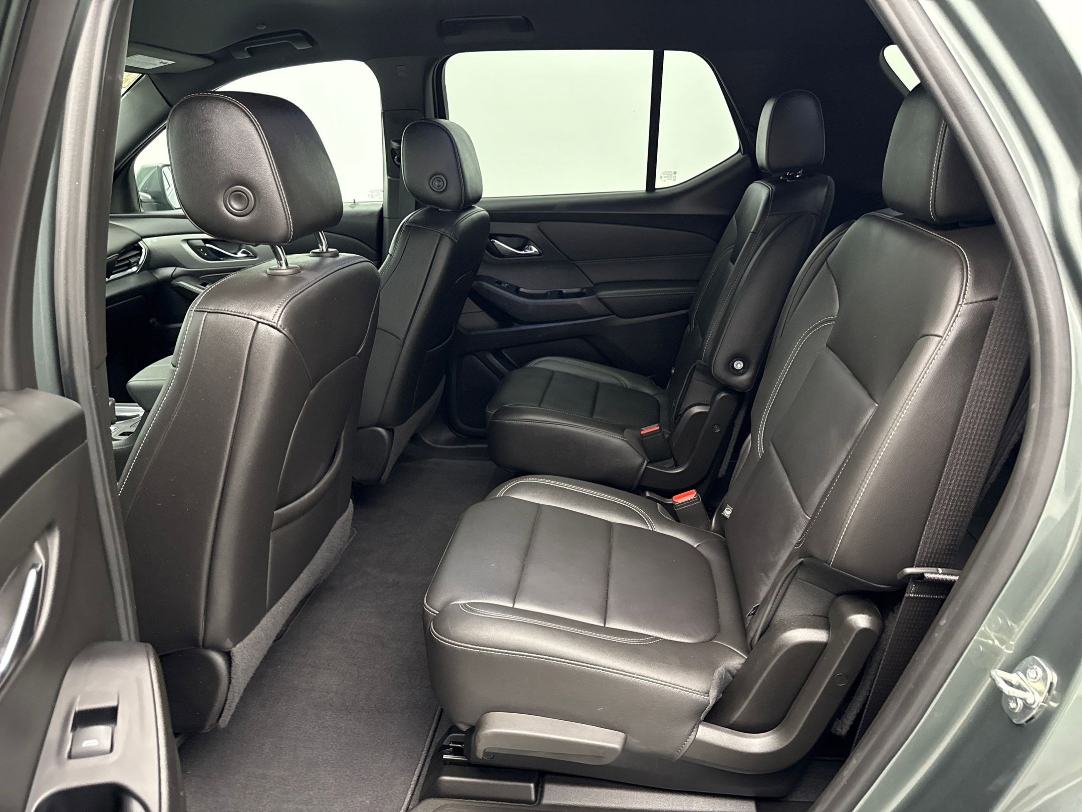 2023 Chevrolet Traverse Leather photo 14