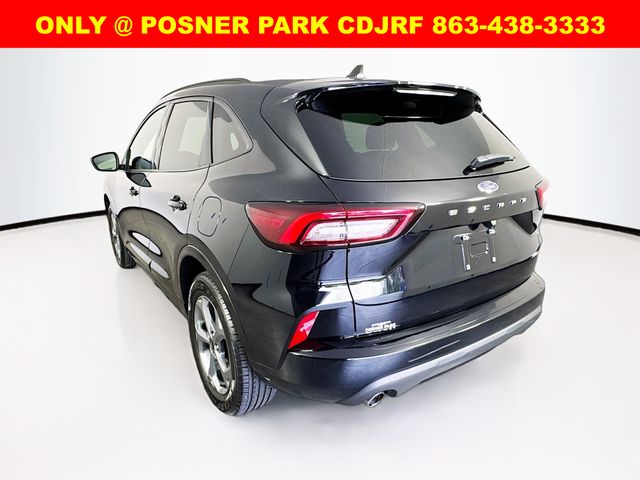 2023 Ford Escape ST-Line photo 5