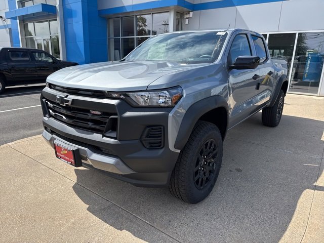 2026 Chevrolet Colorado Trail Boss photo 3