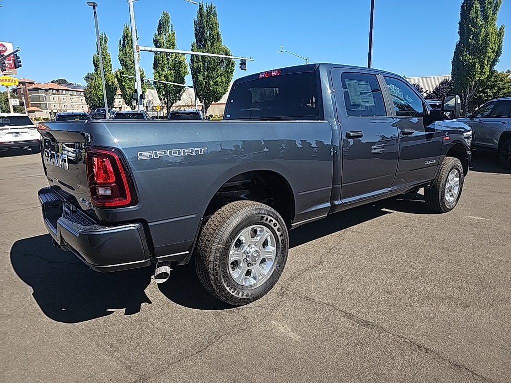2025 Ram 2500 Big Horn photo 5