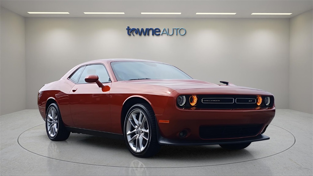 2022 Dodge Challenger GT photo 5