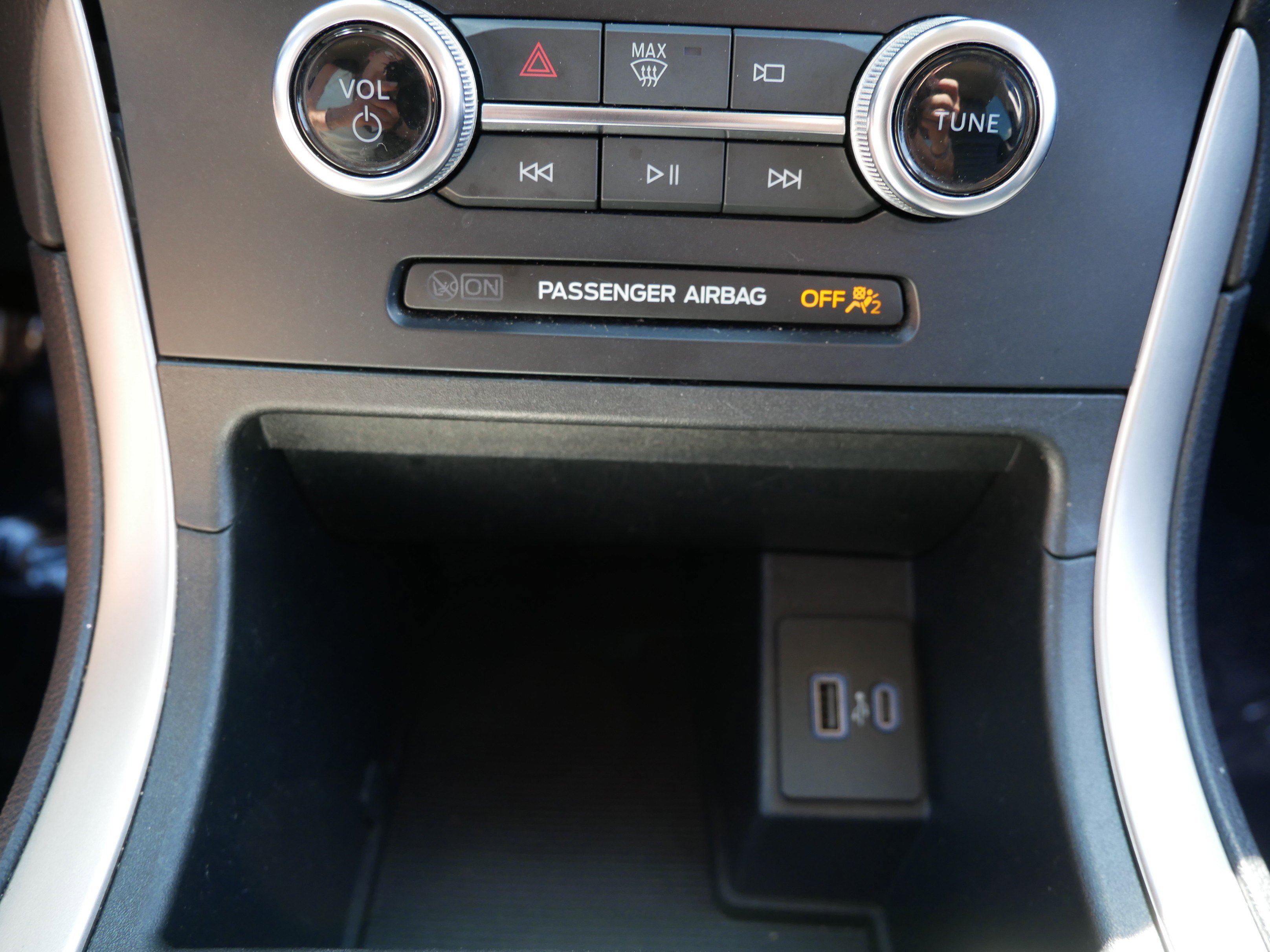 2024 Ford Edge SEL photo 22