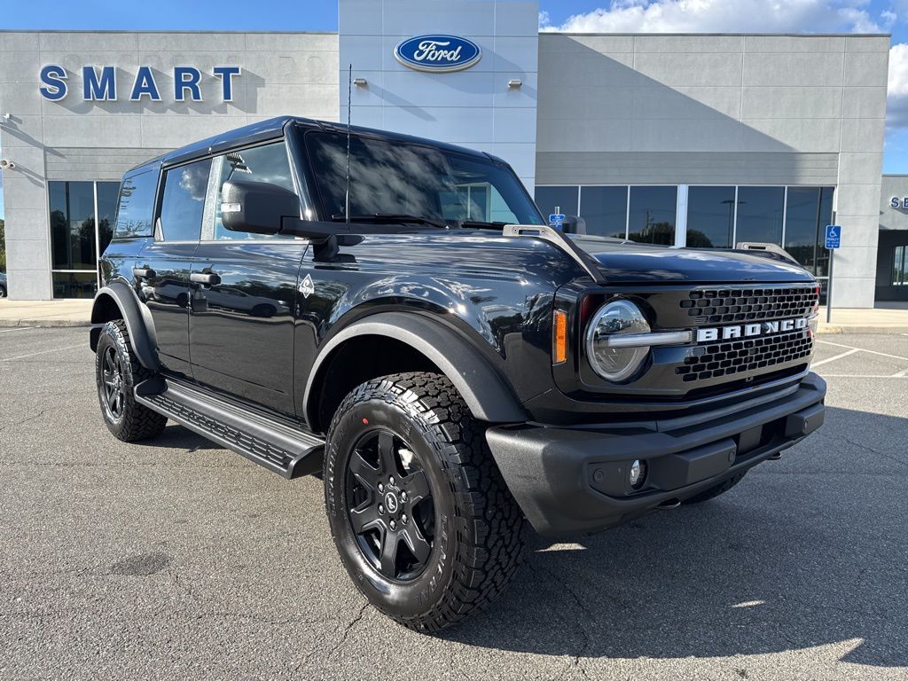 2025 Ford Bronco 4-Door Outer Banks's photo