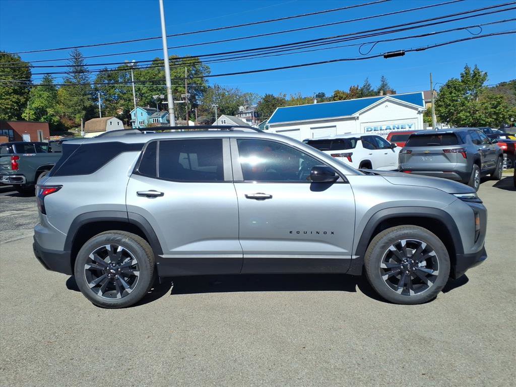 2026 Chevrolet Equinox RS photo 2