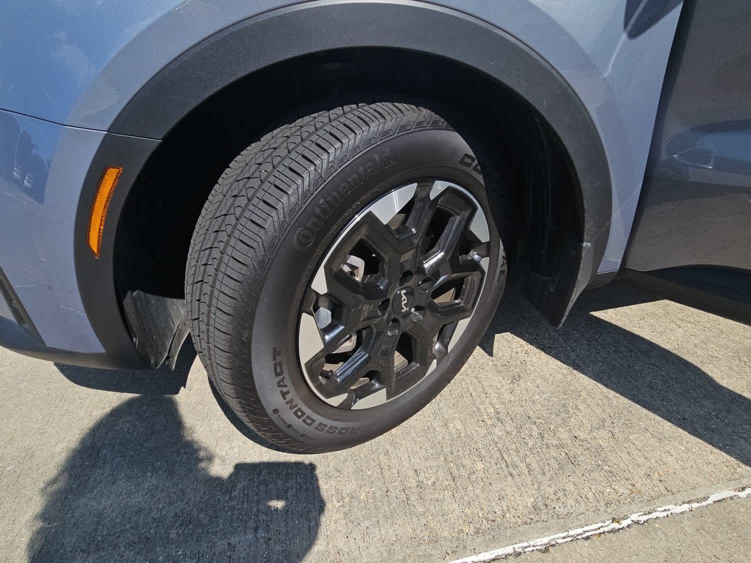 2025 Kia Sorento S photo 21