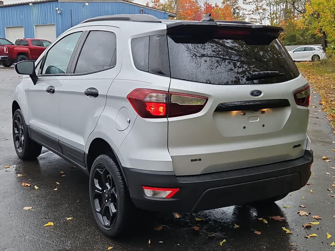 2022 Ford EcoSport SES photo 3