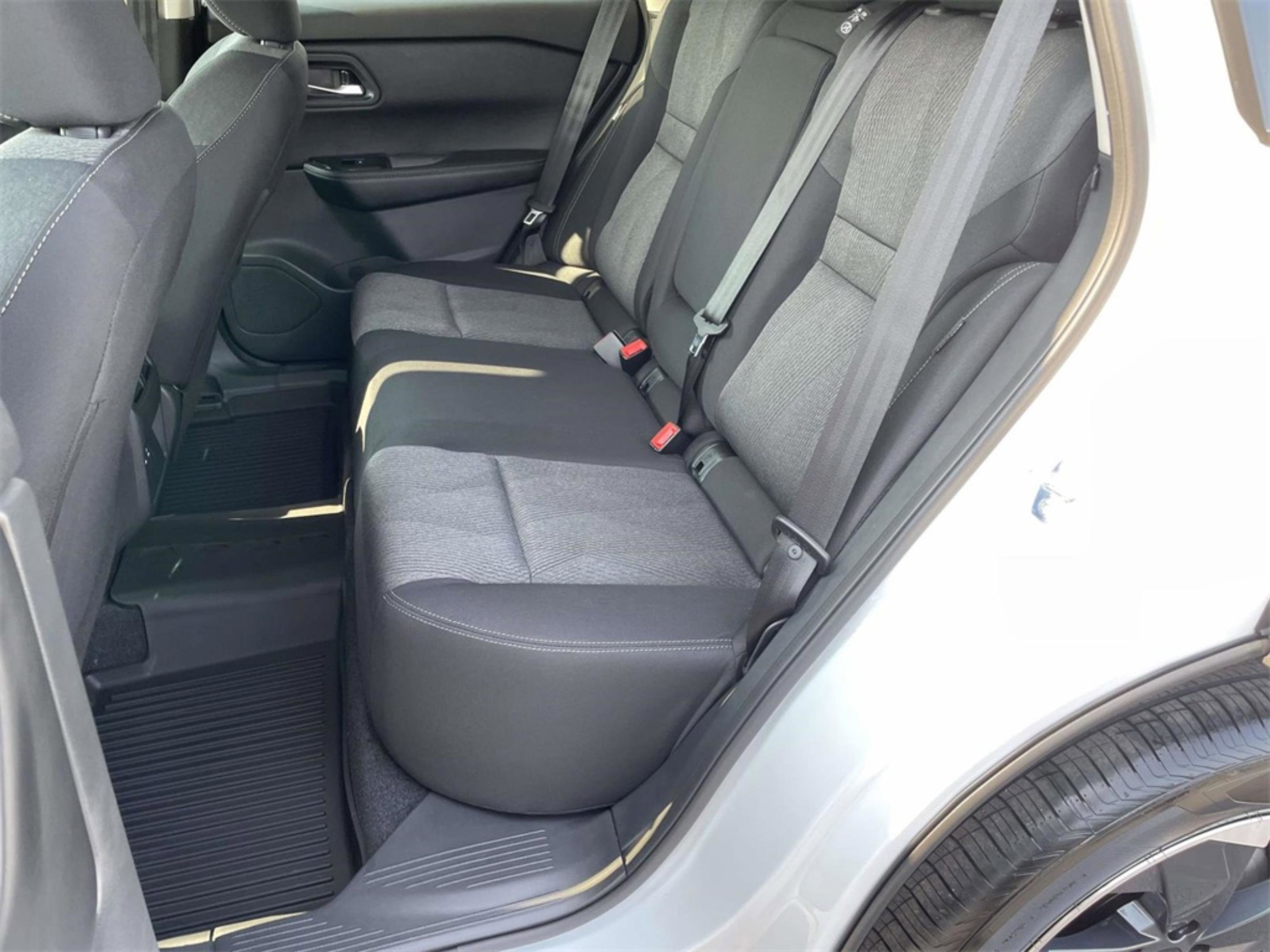 2026 Nissan Rogue SV AWD photo 19