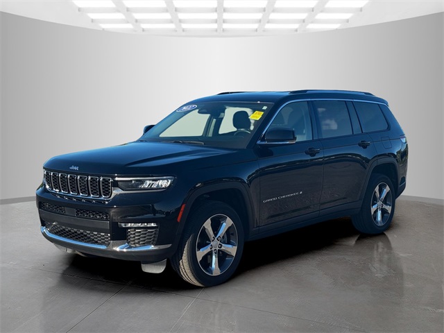 2022 Jeep Grand Cherokee Limited photo 2