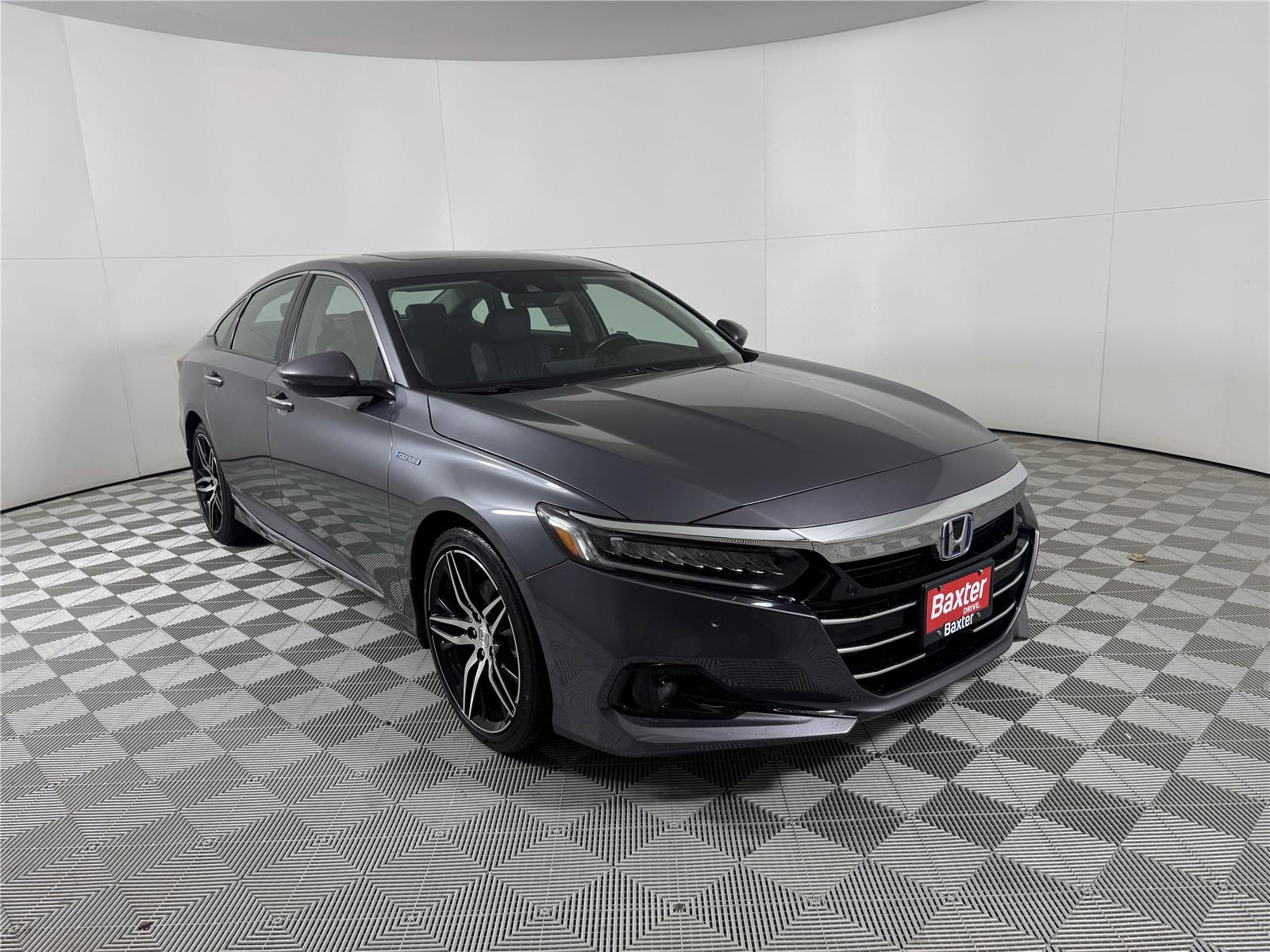 2022 Honda Accord Hybrid Touring's photo