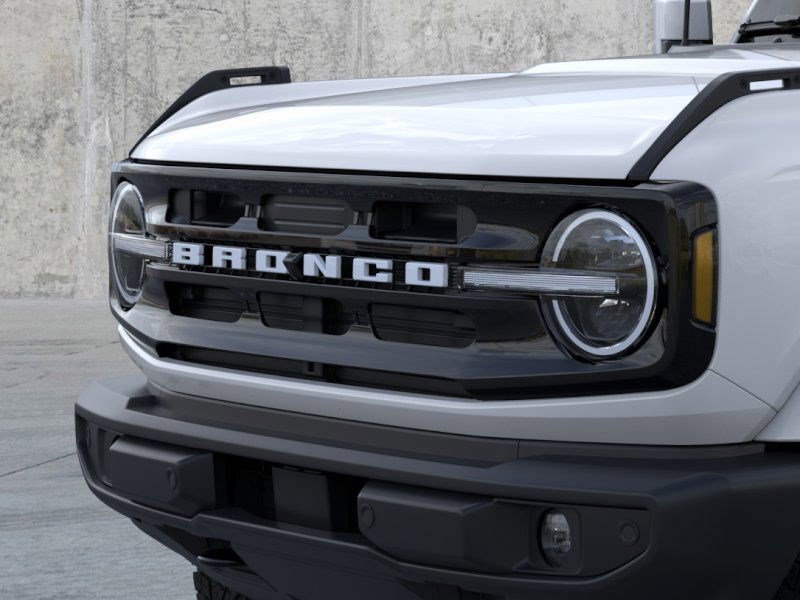 2025 Ford Bronco Outer Banks photo 21