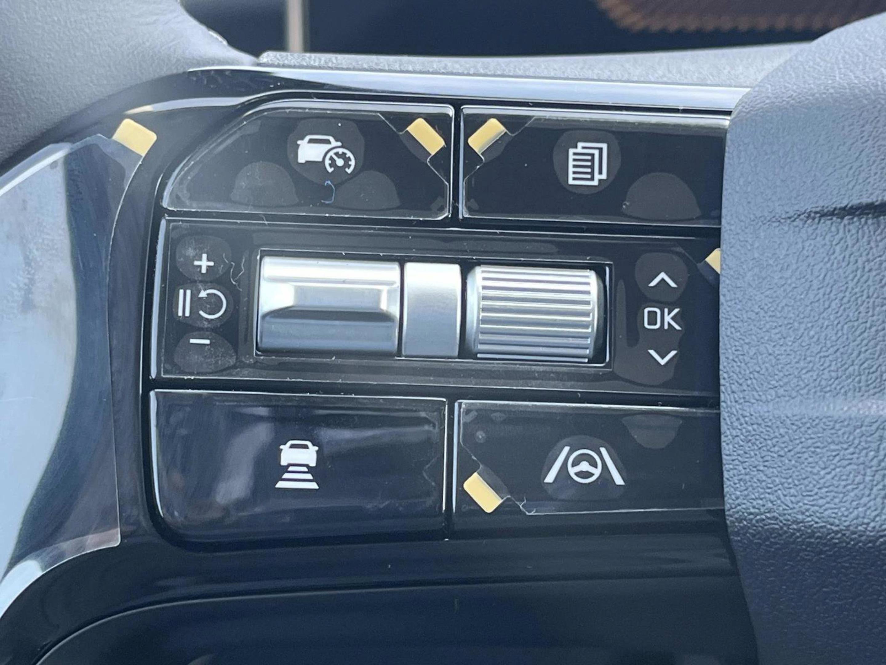 2026 Kia Sorento S photo 24