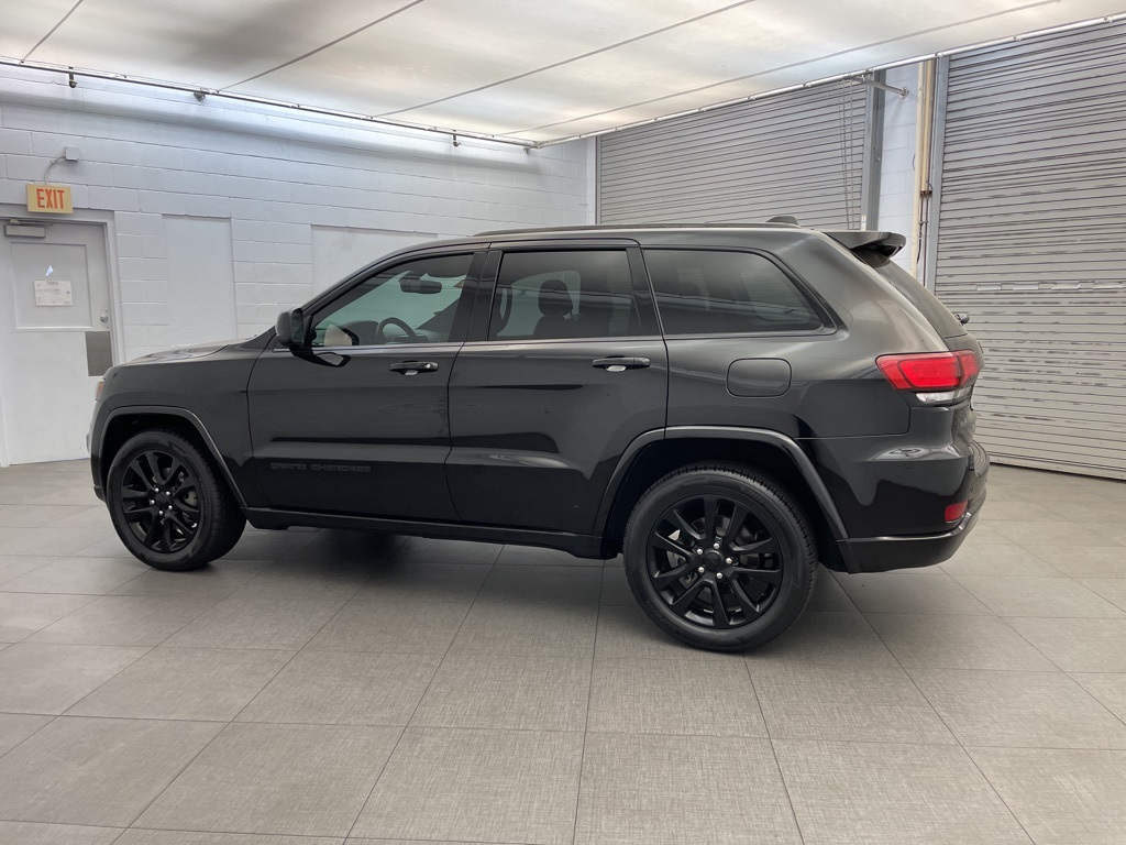 2019 Jeep Grand Cherokee Altitude photo 5