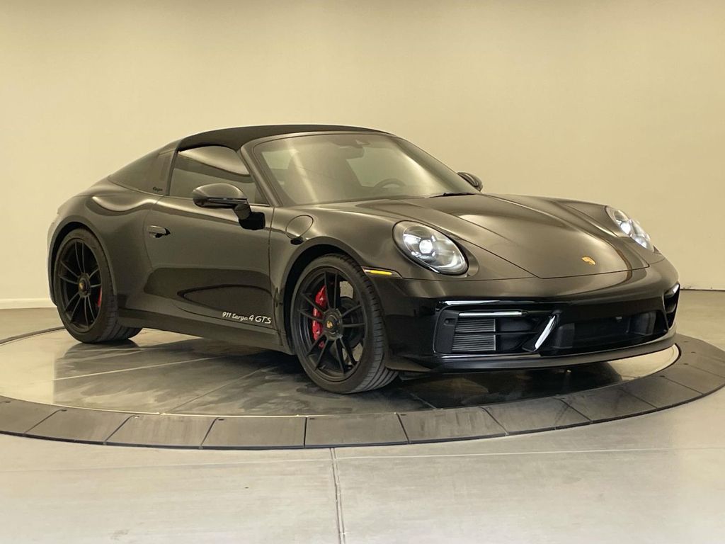 2023 Porsche 911 Targa 4 GTS photo 9