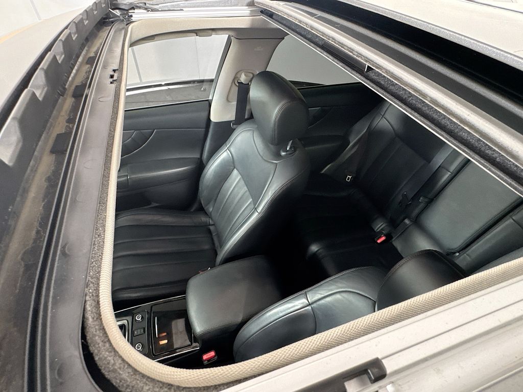 2016 Infiniti QX70 photo 23