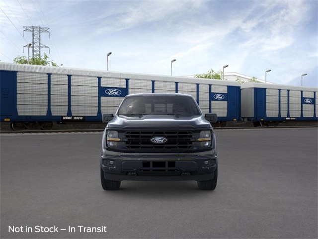 2025 Ford F-150 XLT photo 2