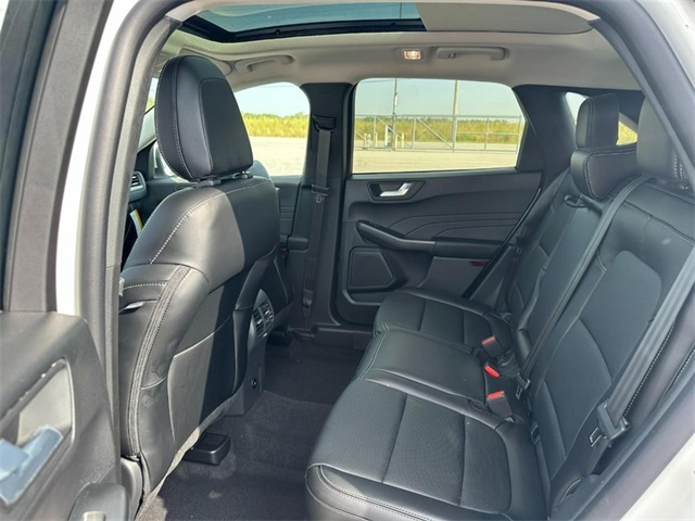 2026 Ford Escape Platinum photo 4