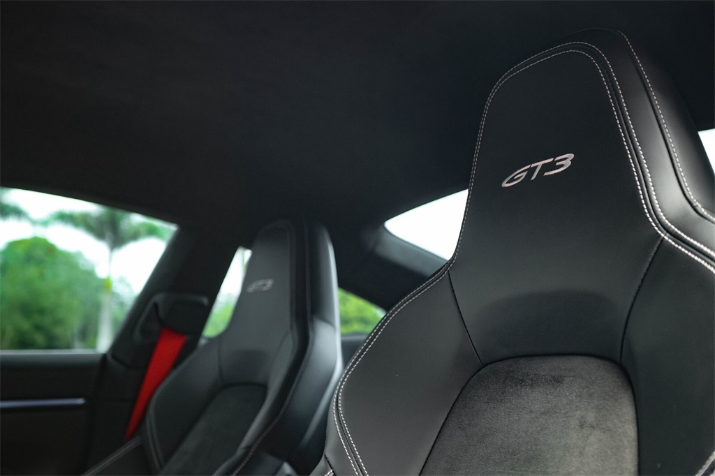 2024 Porsche 911 GT3 photo 38