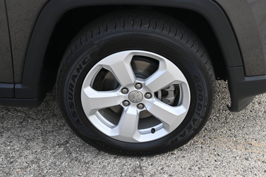 2019 Jeep Compass Latitude photo 14