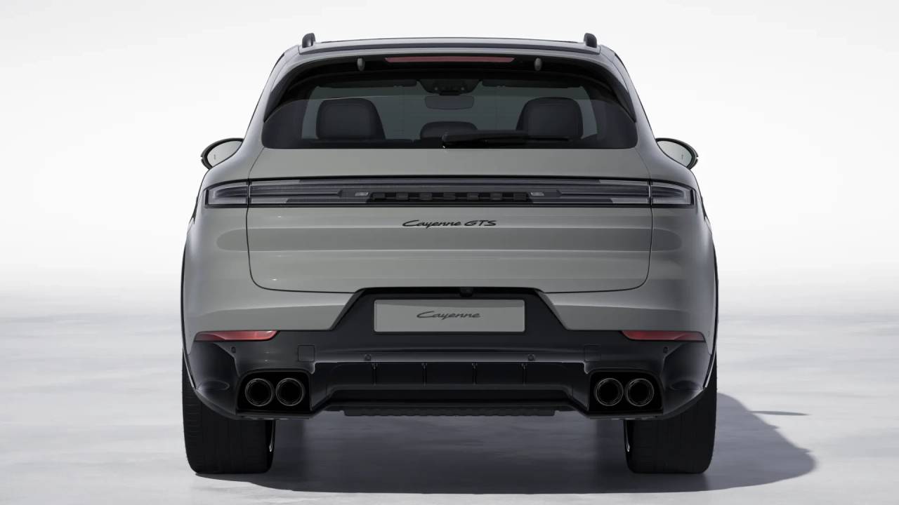 2025 Porsche Cayenne GTS photo 8