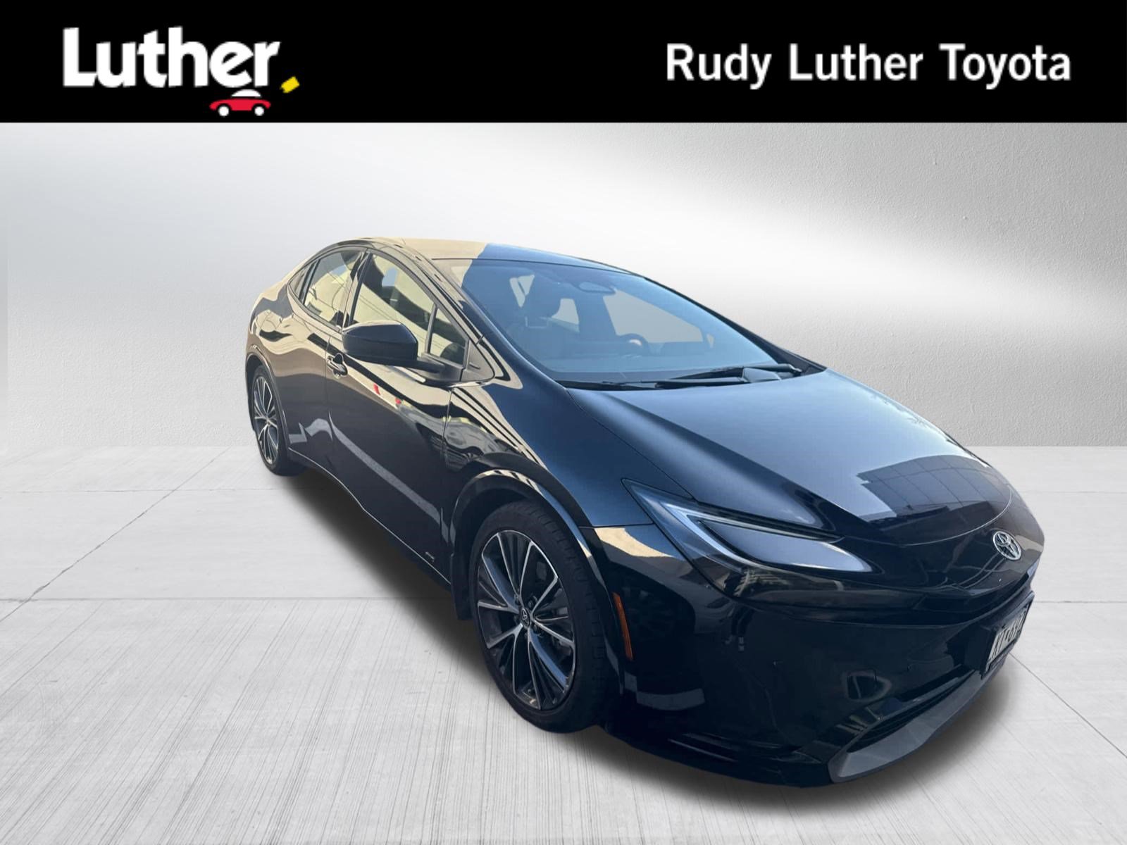 2024 Toyota Prius XLE's photo