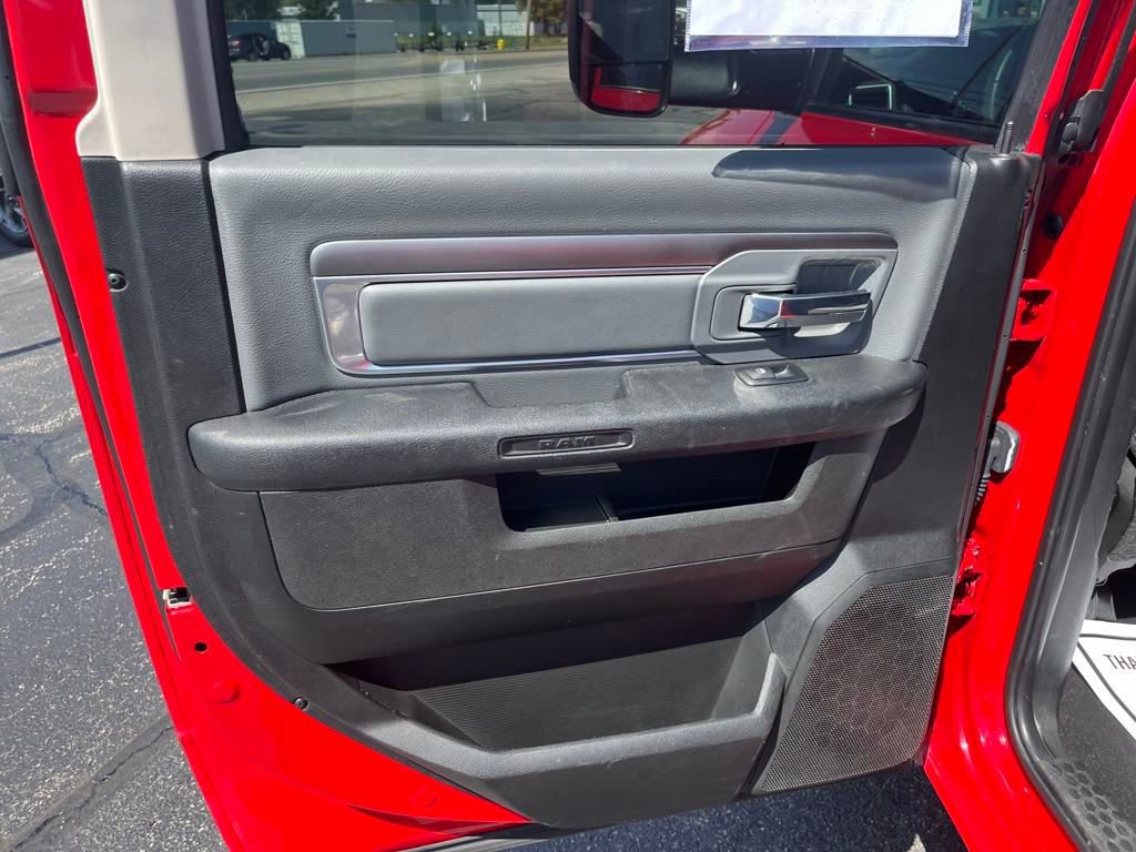 2023 Ram 1500 Classic SLT photo 20