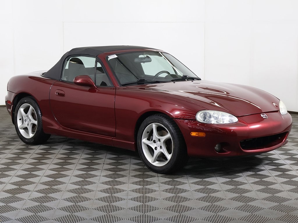 Used 2003 Mazda Miata SE with VIN JM1NB353730308713 for sale in Streetsboro, OH
