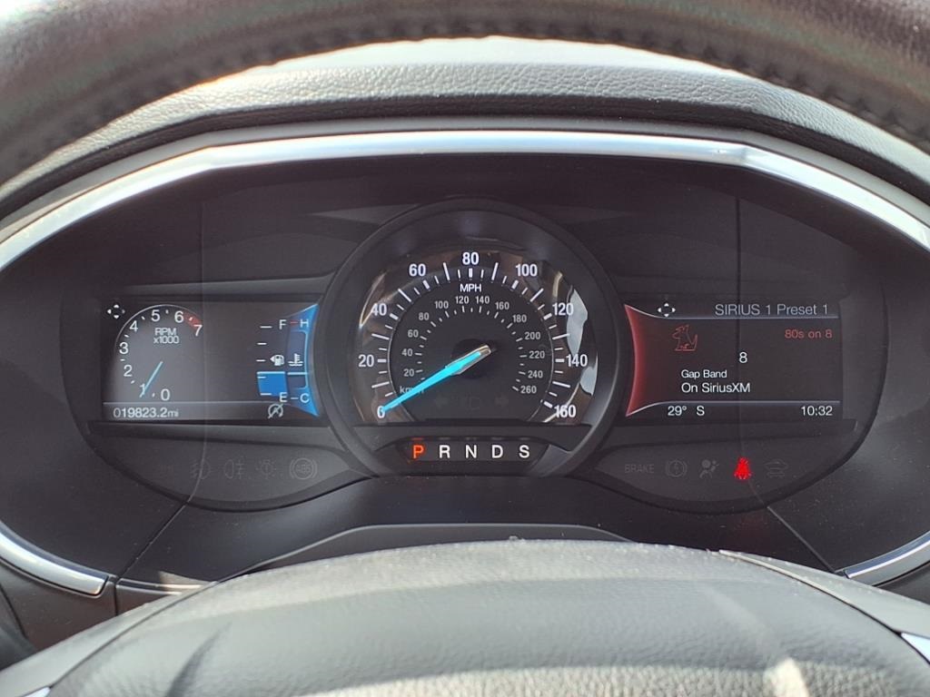 2020 Ford Edge Titanium photo 18