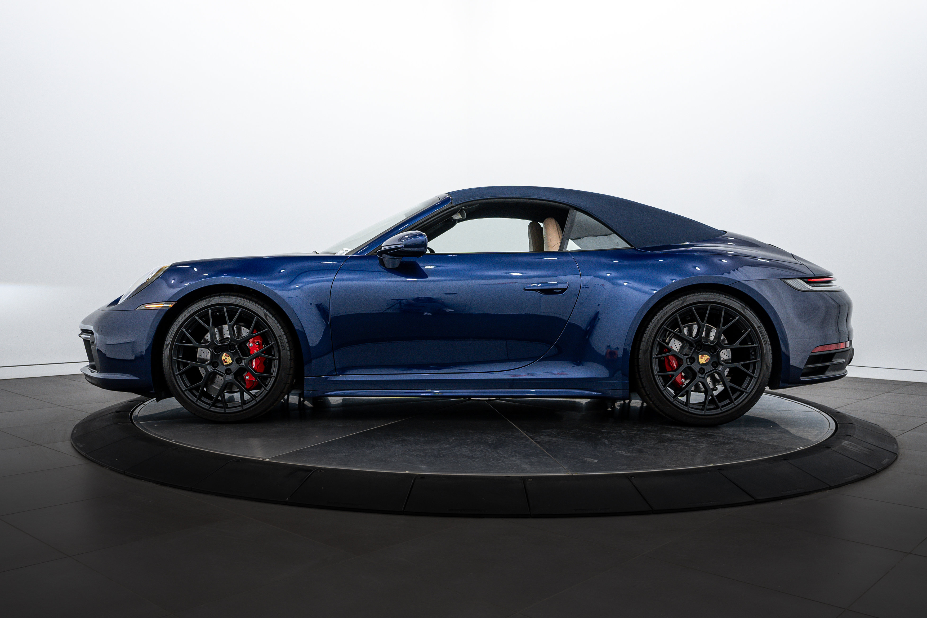 2024 Porsche 911 S photo 13