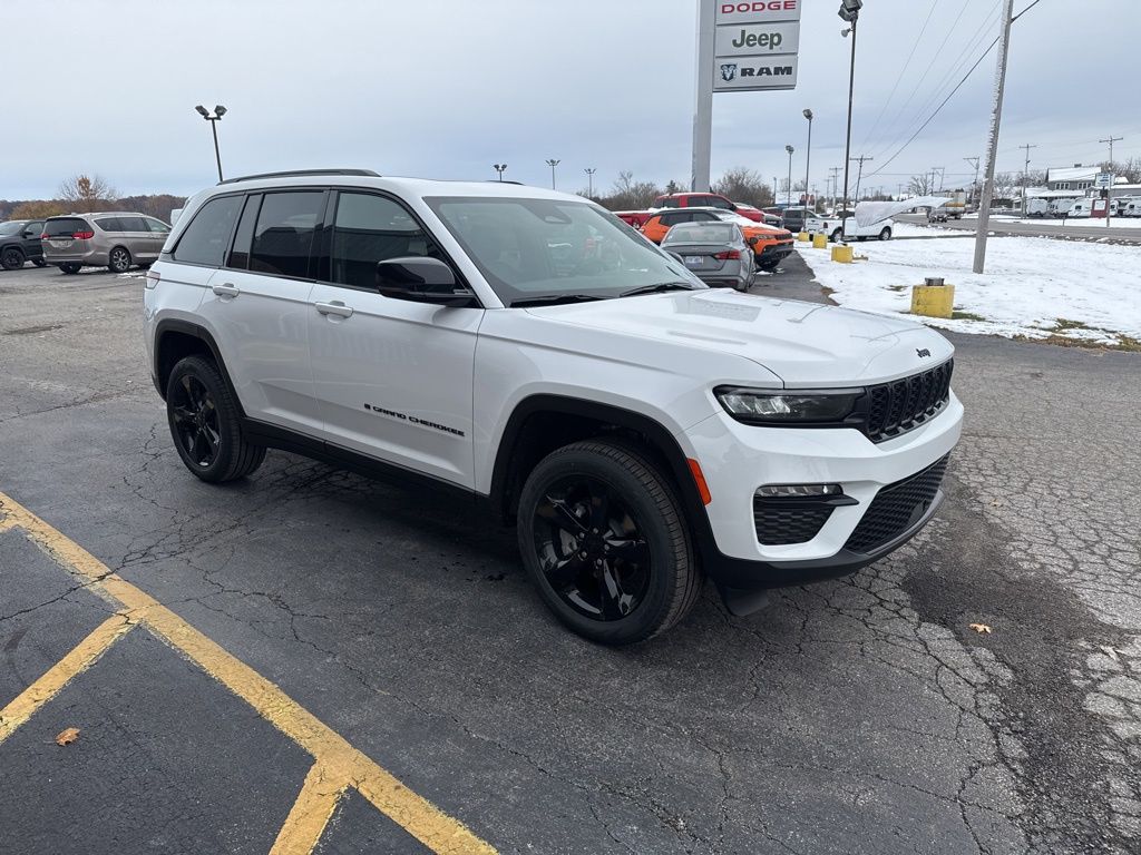 2025 Jeep Grand Cherokee Limited's photo