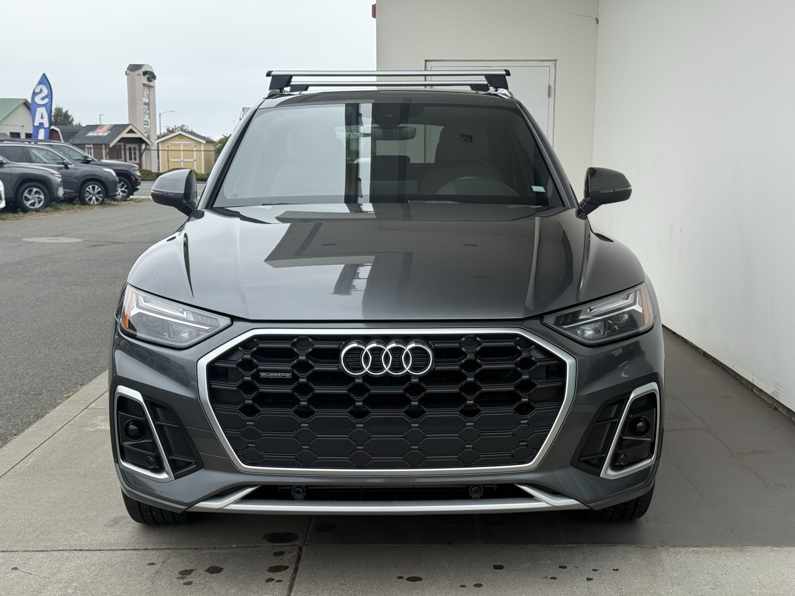2022 Audi Q5 45 S line Premium photo 2