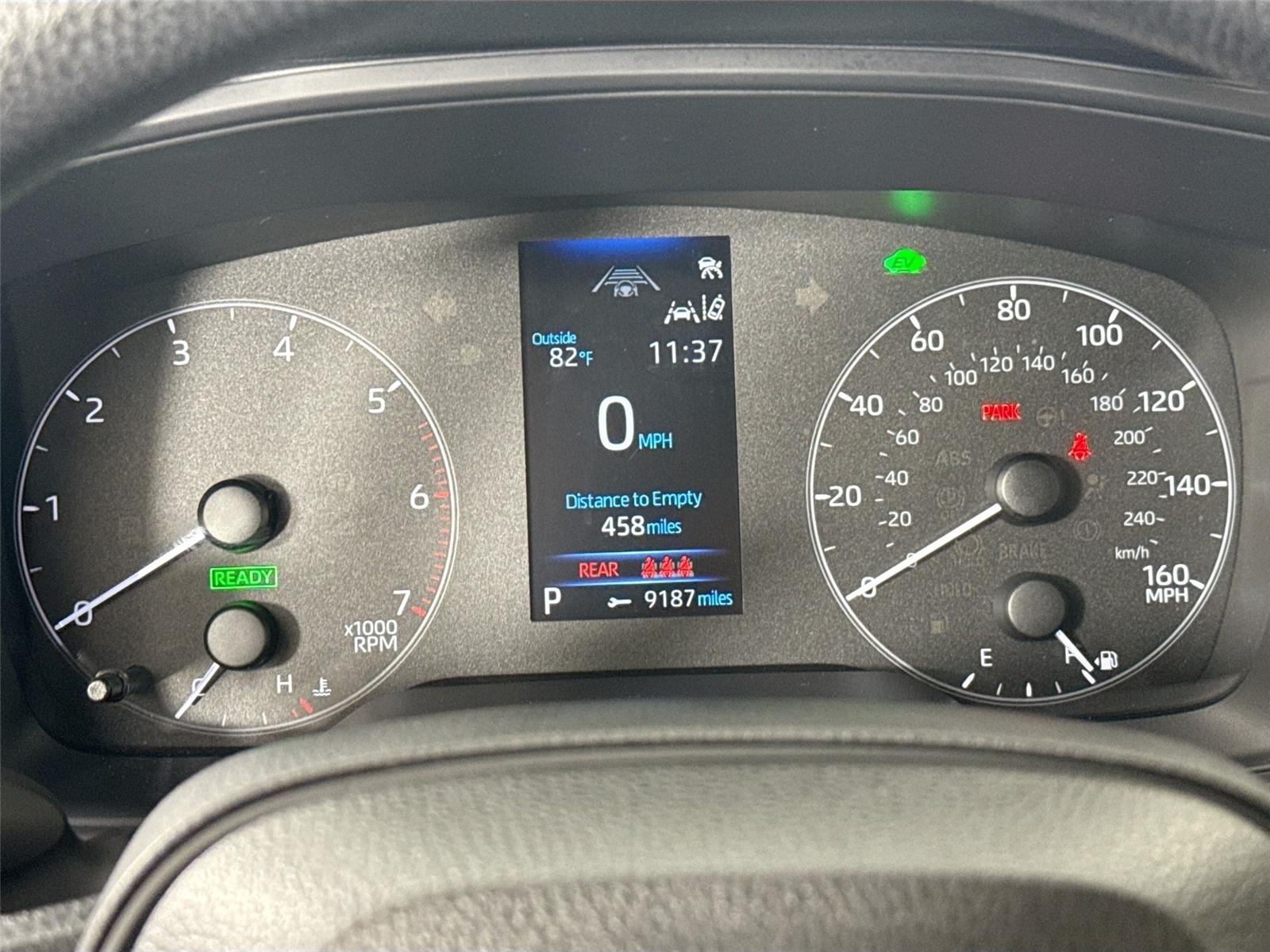 2024 Toyota Corolla Hybrid photo 18