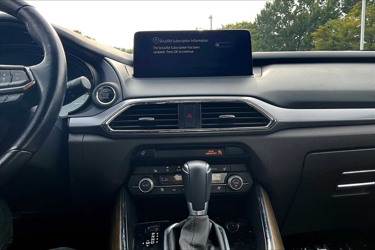 2022 Mazda CX-9 Signature photo 33
