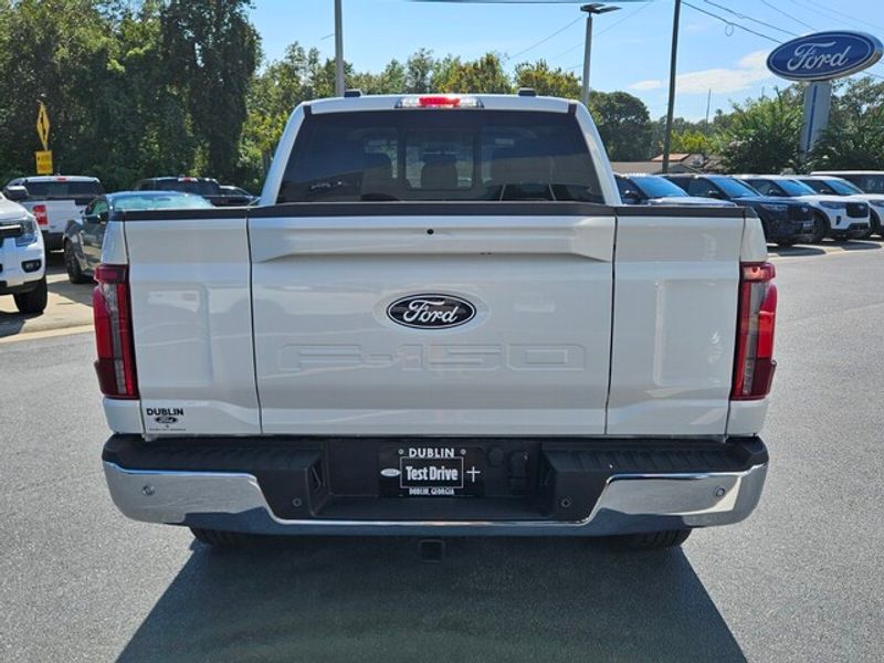 2025 Ford F-150 Lariat photo 9
