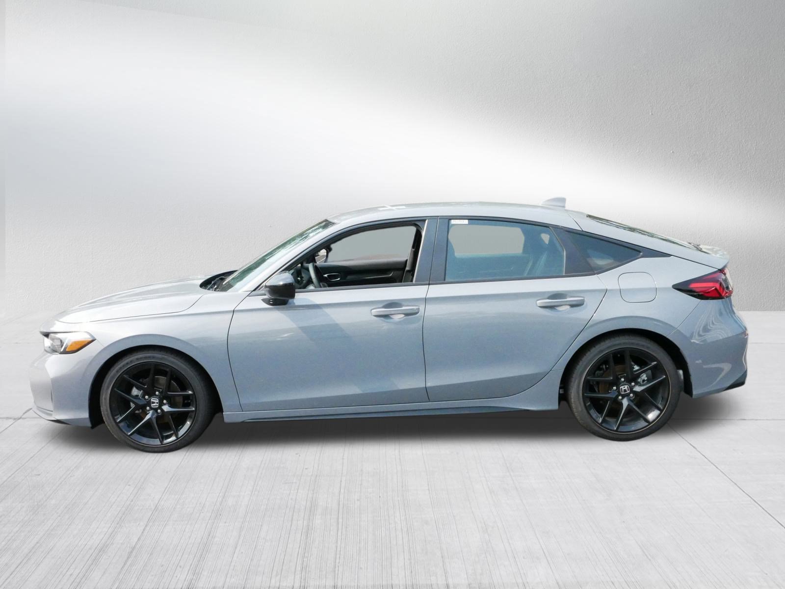 2025 Honda Civic Hatchback Sport photo 4