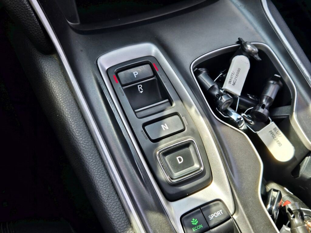 2020 Honda Accord Sport 2.0T photo 25