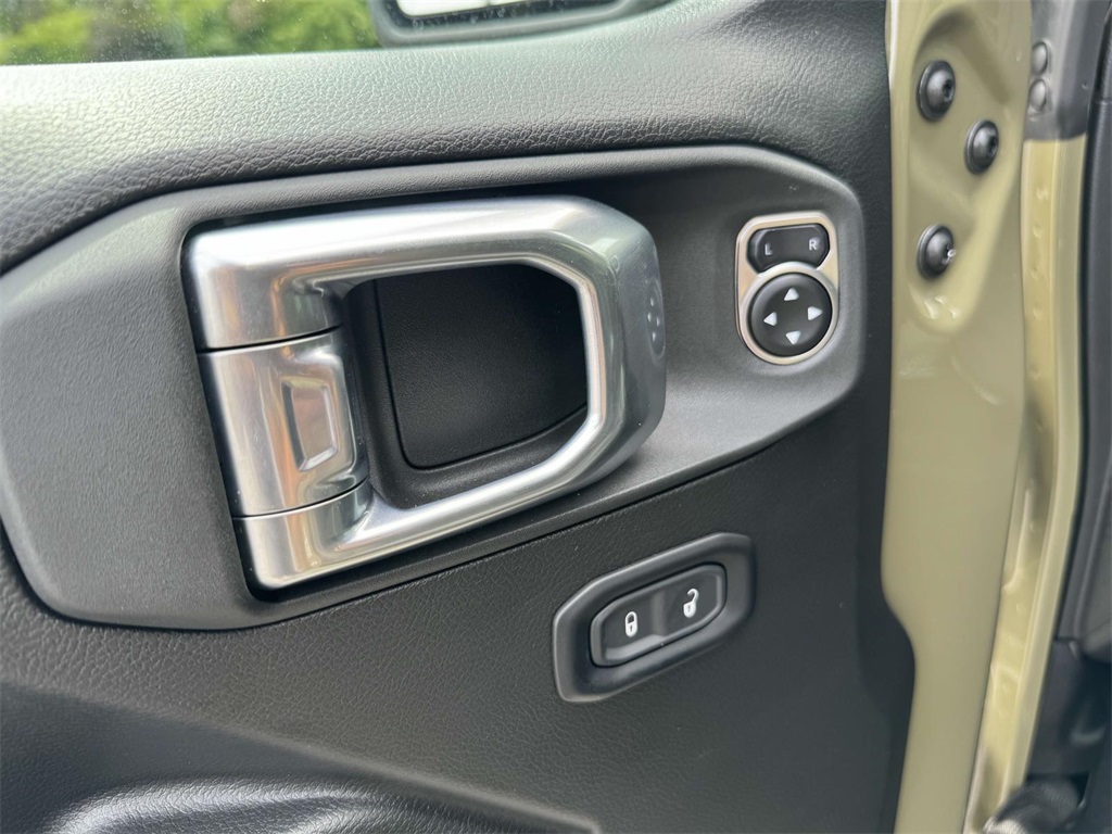 2025 Jeep Wrangler Unlimited Sport S photo 26