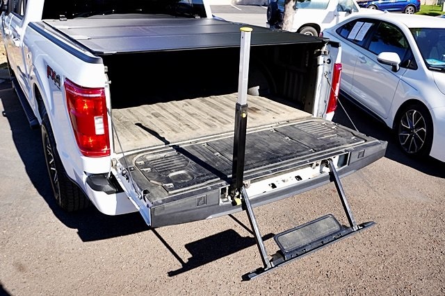 2023 Ford F-150 XLT photo 12
