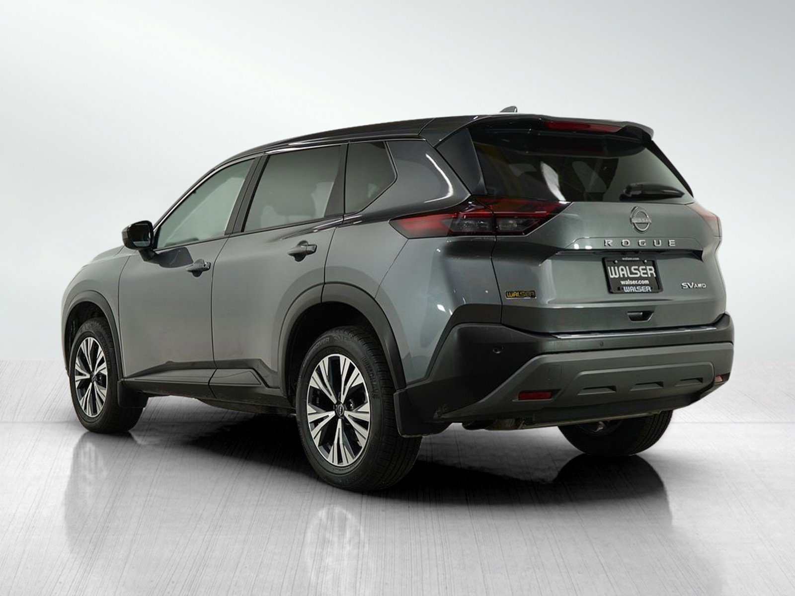 2023 Nissan Rogue SV photo 3