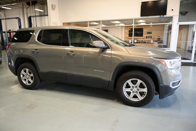 2019 Gmc Acadia SLE photo 4