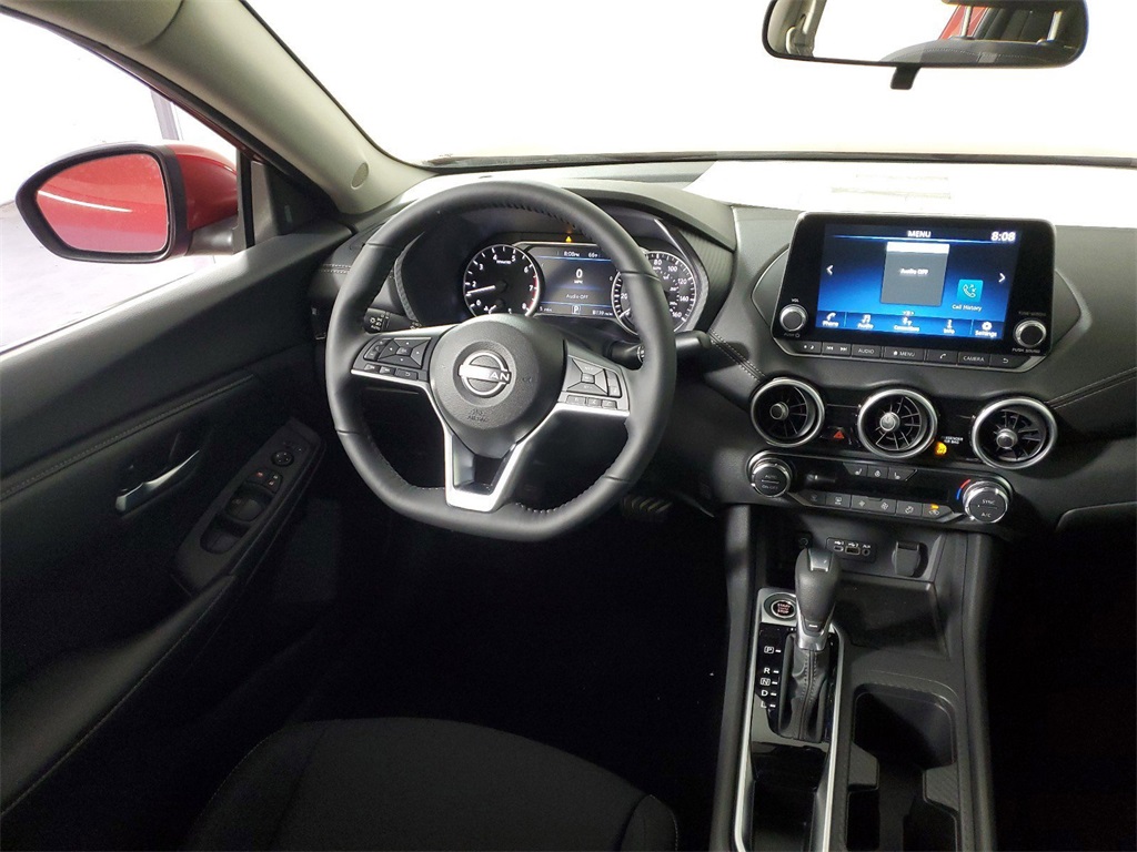 2025 Nissan Sentra SV photo 13
