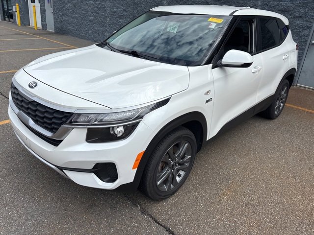 2021 Kia Seltos LX photo 4