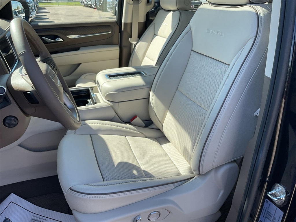 2024 Gmc Yukon Denali photo 14